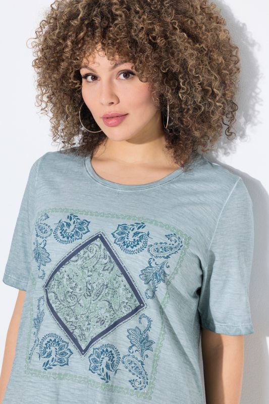 Paisley Short Sleeve Graphic Tee