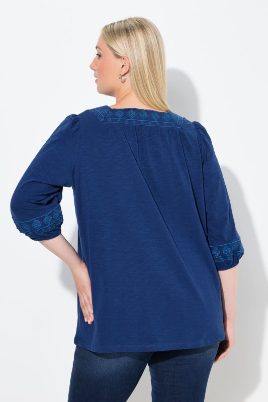 Embroidered Detail 3/4 Sleeve Tee