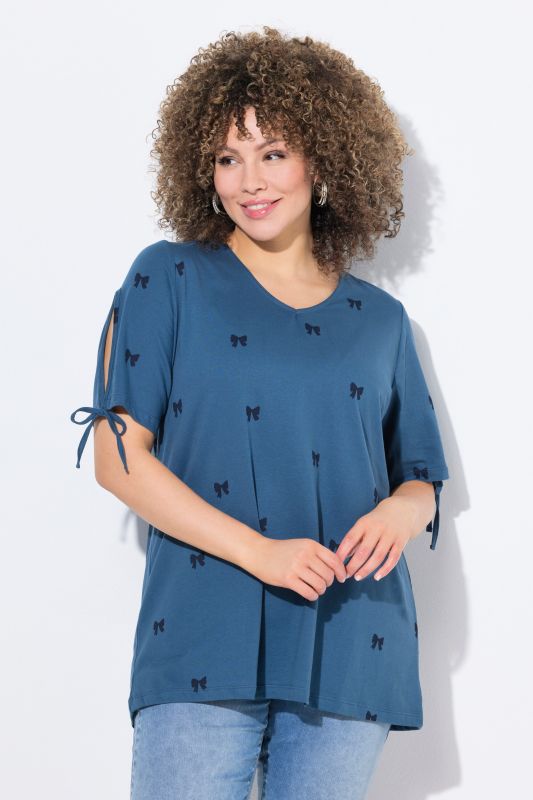 Bow Print Split Sleeve Tee