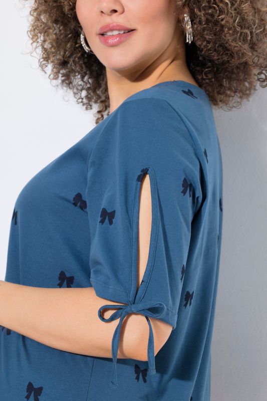Bow Print Split Sleeve Tee