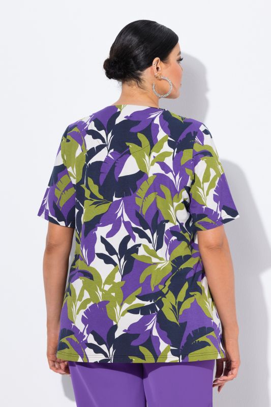 Leaf Print Sweetheart Neckline Tee