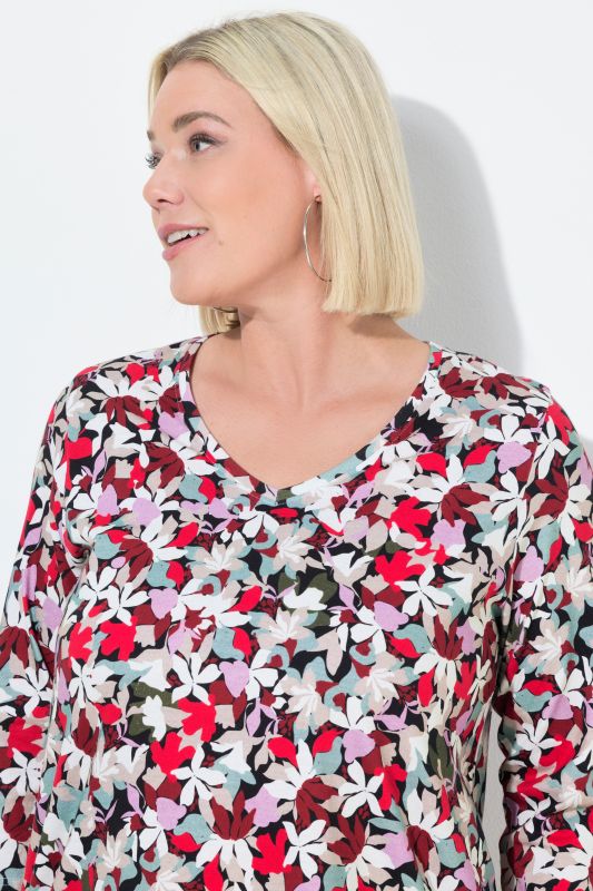 Mixed Floral 3/4 Sleeve Knit Tunic
