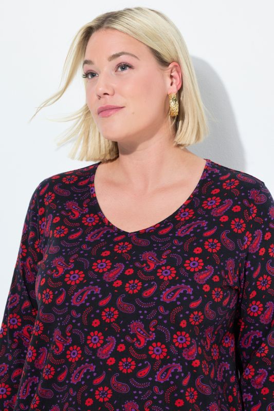 Electric Floral 3/4 Sleeve Paisley Tee