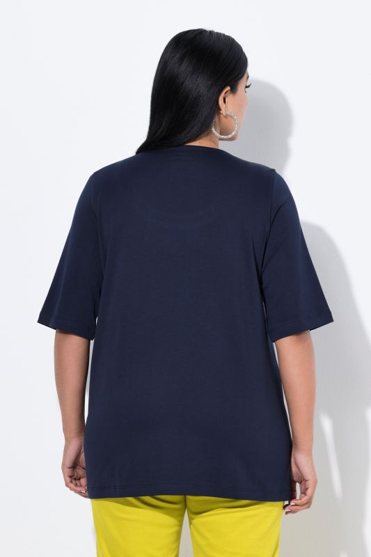 Rhinestone Leaf Motif Short Sleeve Tee