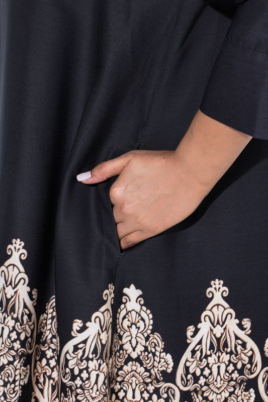 Opulent Border Print 3/4 Sleeve Dress
