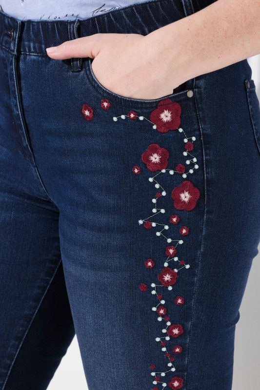 Sarah Capri jeans