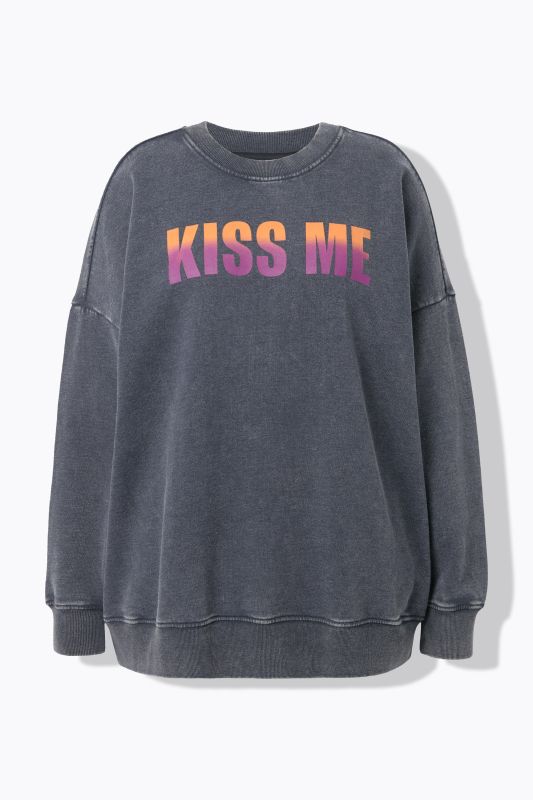 Kiss Me Oversized Sweatshirt