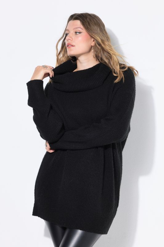 Long Cut Turtleneck Sweater