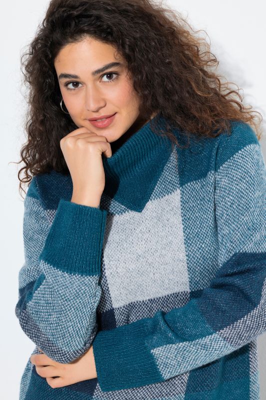 Grand Check Long Sleeve Sweater