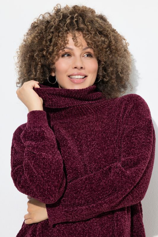 Soft Textured Chenille Oversized Fit Sweater