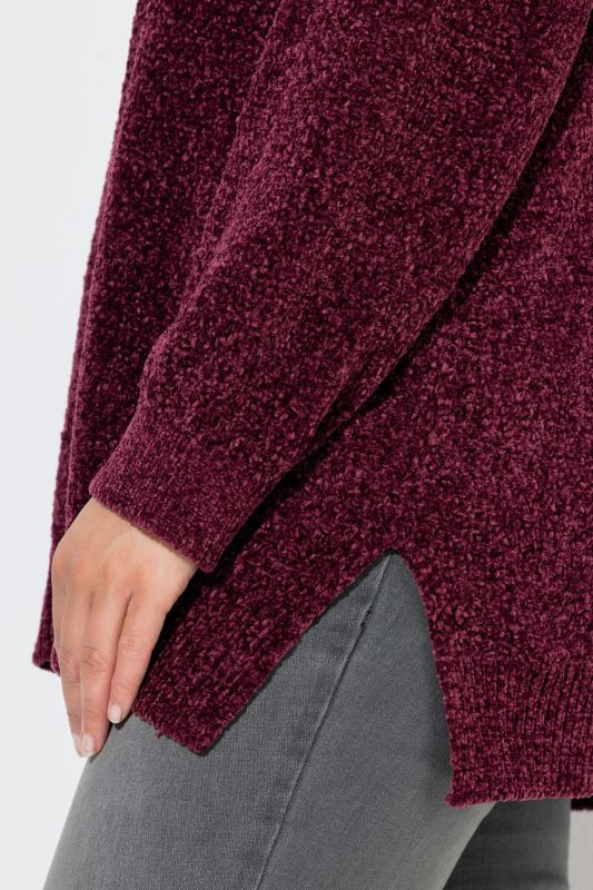 Soft Textured Chenille Oversized Fit Sweater