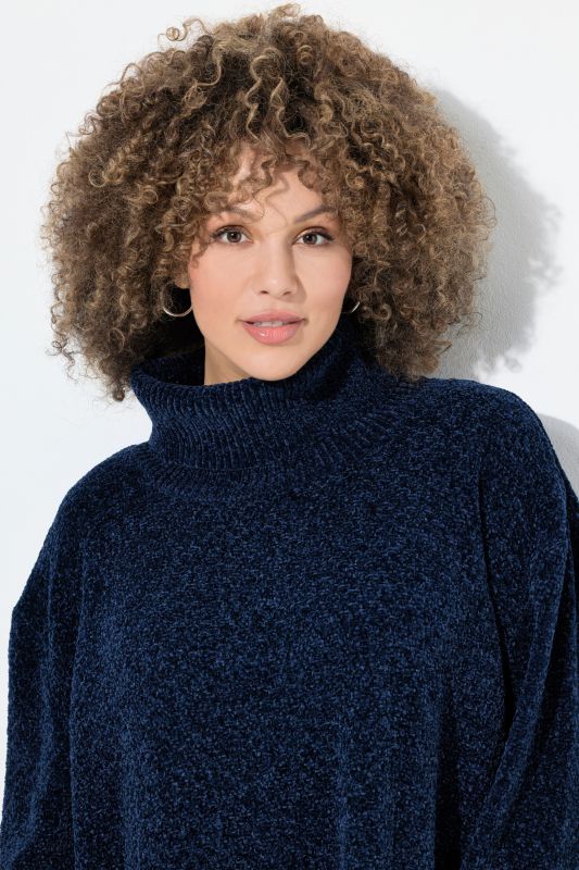 Soft Textured Chenille Oversized Fit Sweater