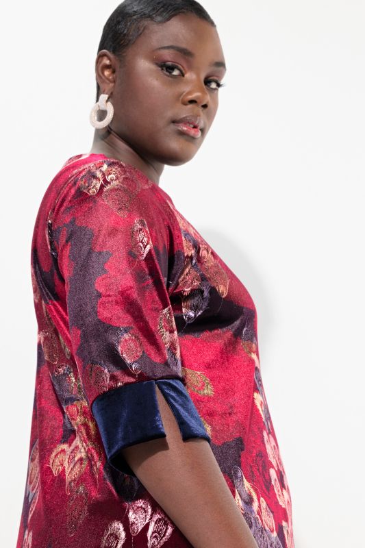 Velvet Peacock Feather 3/4 Sleeve Tunic Blouse