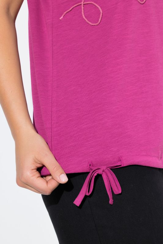 Rope Embroidered Flower Short Sleeve Tee