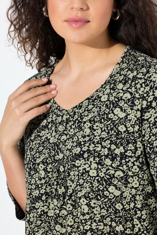 Pleated Floral Print 3/4 Sleeve Tee