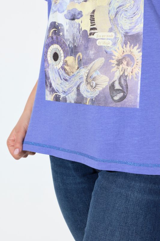 Lady Of The Moon Short Sleeve Graphic Tee
