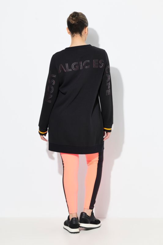Nostalgic Escape Oversized Sweatshirt