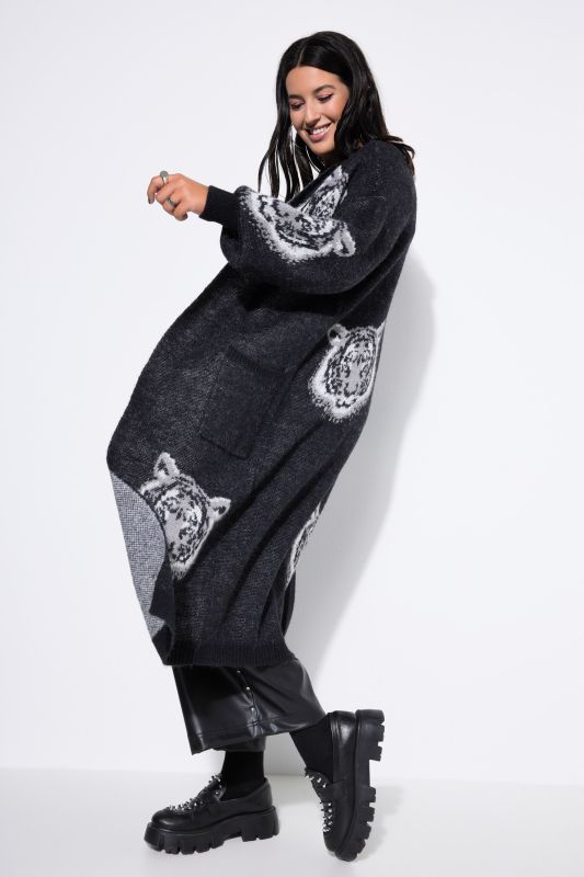 Жилетка плетена с тигров принт