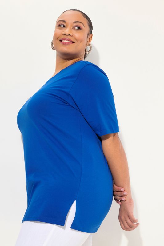 Basic Round Neck Short Sleeve Relaxed Fit  Tee