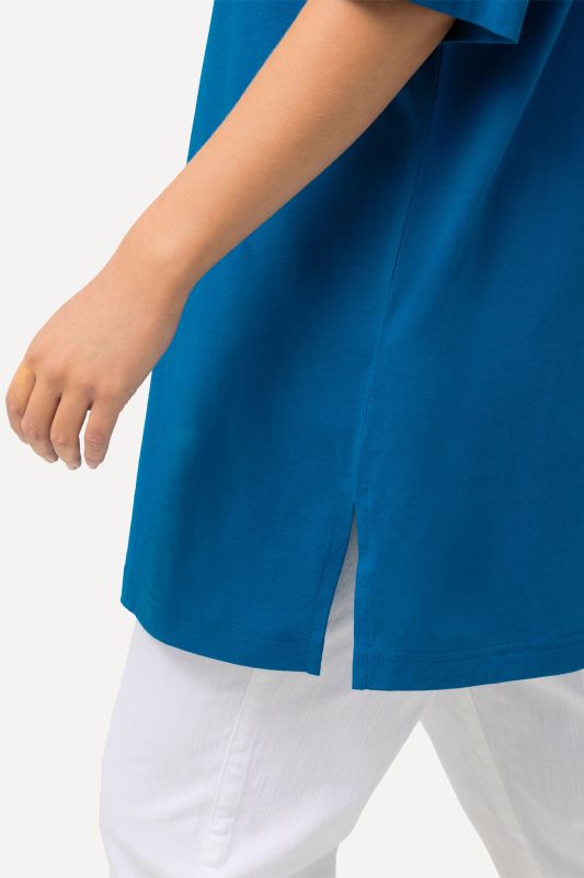 Basic V-Neck Relaxed Fit Short Sleeve Tee