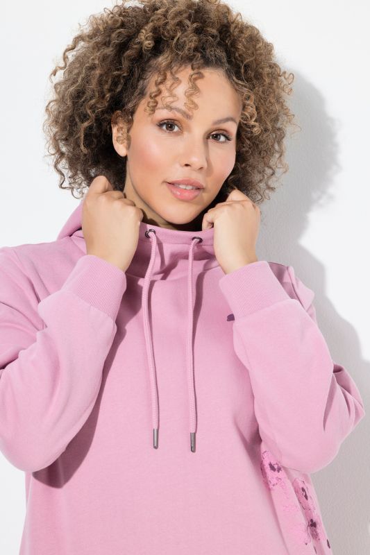 Суитчър с геометричен принт на трева