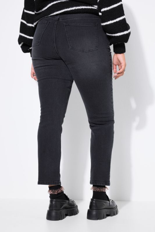 Stretch Fit Mom Jeans