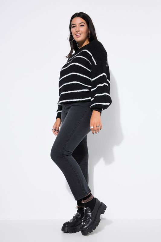 Stretch Fit Mom Jeans