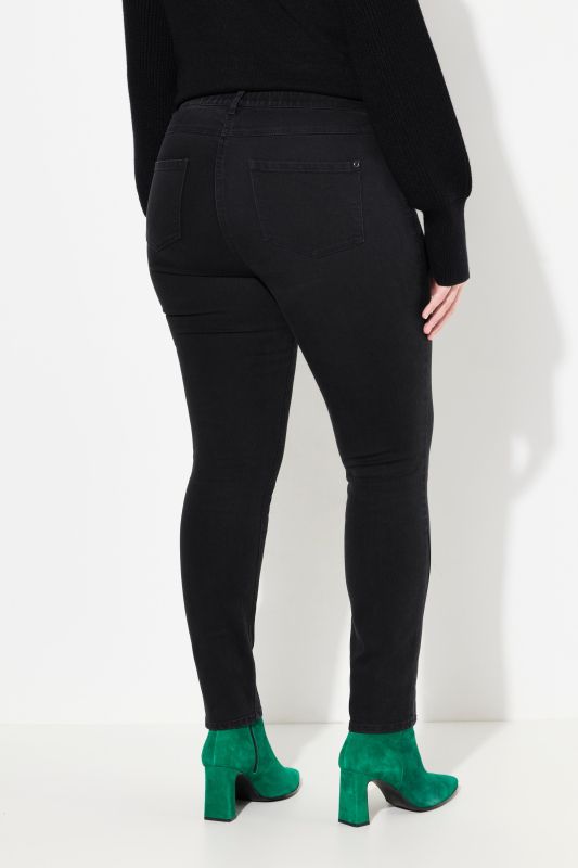 Black Stretch-Fit Skinny Jeans