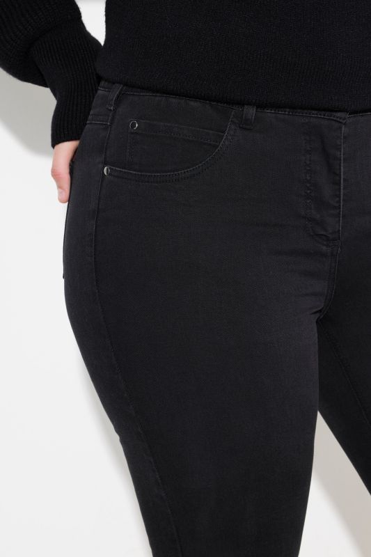 Black Stretch-Fit Skinny Jeans