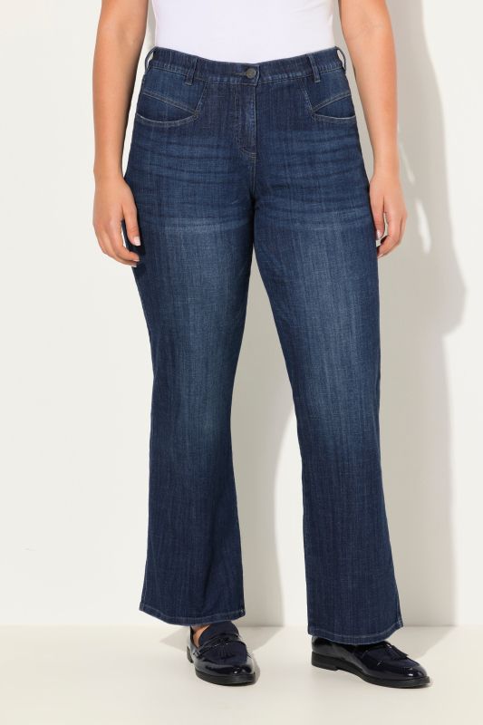 Bootcut Stretch Fit Jeans