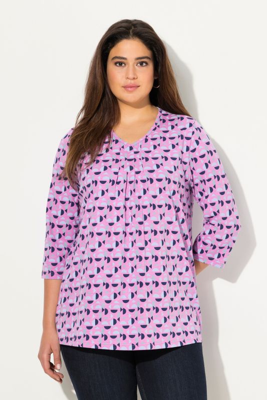 Geometric Pattern 3/4 Sleeve Tee