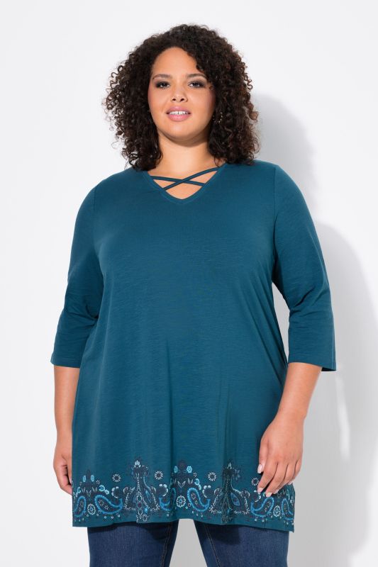 Border Print 3/4 Sleeve Knit Tunic