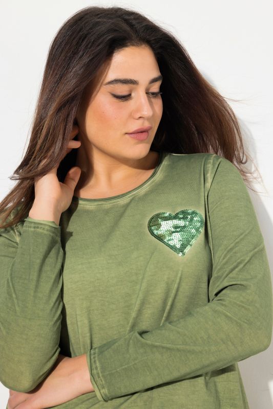 Cold Dyed Sequined Heart Long Sleeve Tee