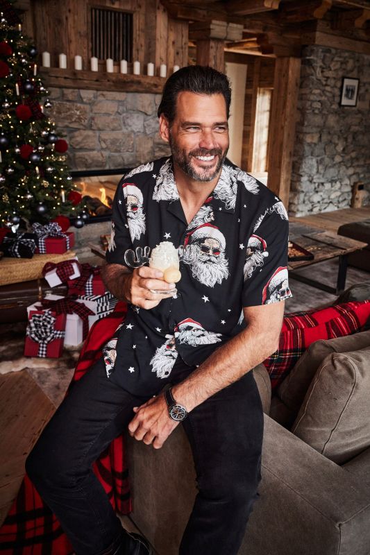 Риза с коледни мотиви