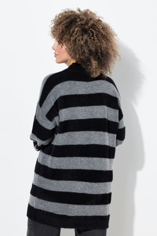 Пуловер с райета