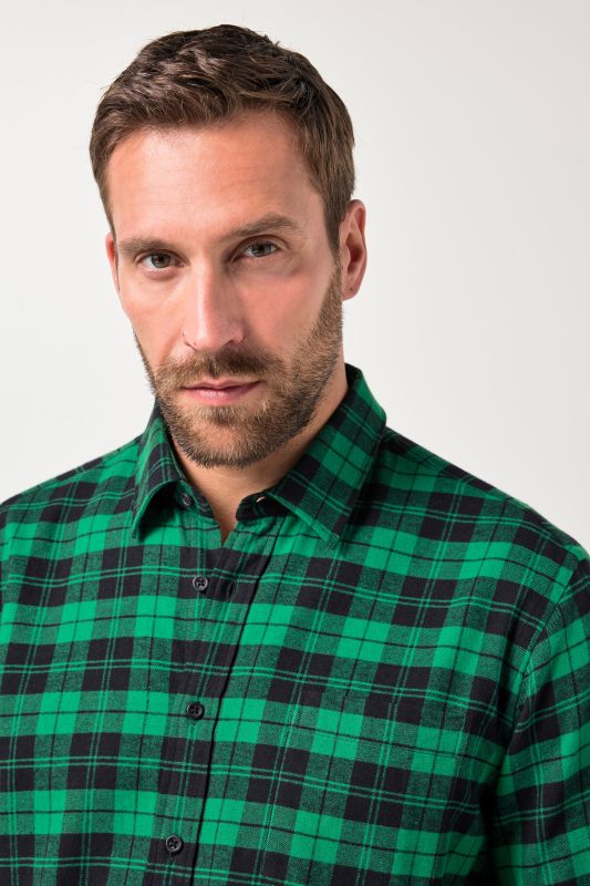 Риза с карета