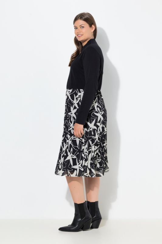 Рокля с принт на морски звезди