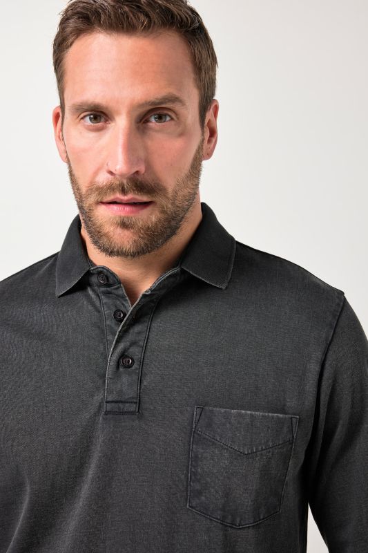 Блуза с яка, копчета на деколтето и джоб