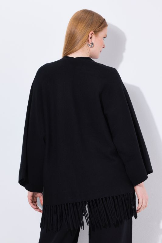 Жилетка плетена с ресни на подгъва