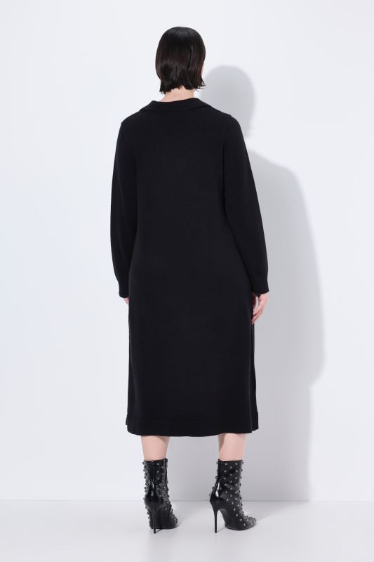 Рокля с V - образно деколте