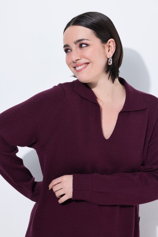 Рокля с V - образно деколте