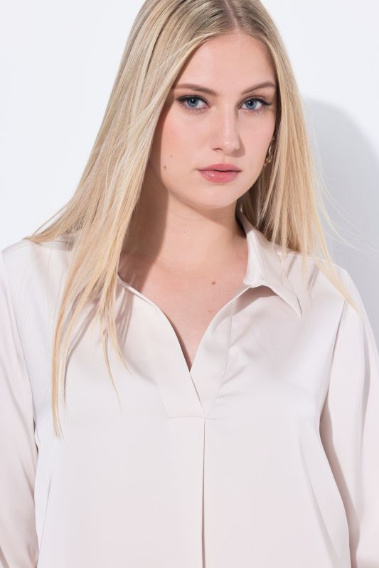 Блуза със сатенен блясък