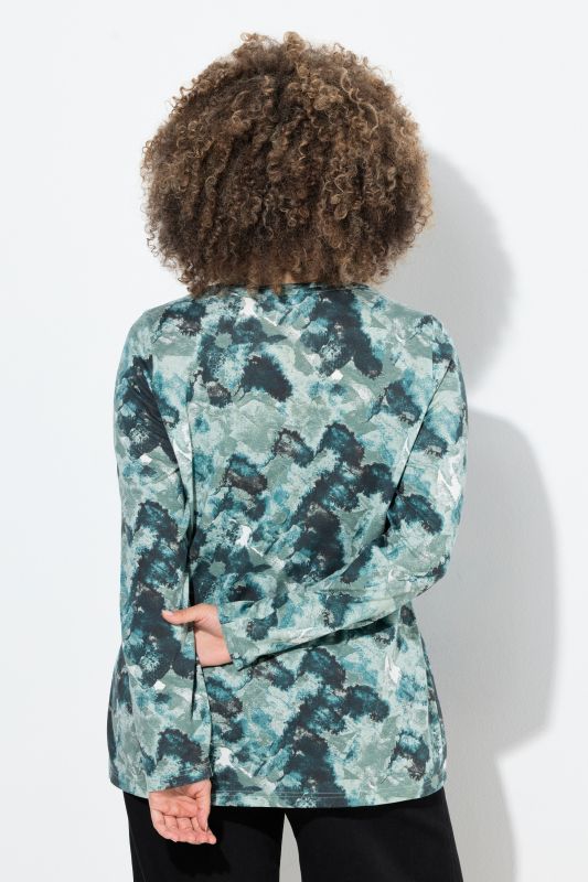 Тениска с абстрактен принт