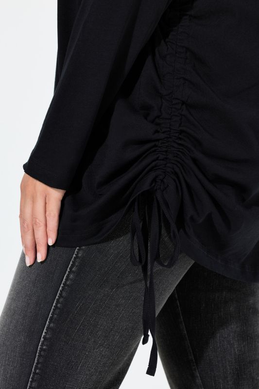 Тениска с надписи и пайети