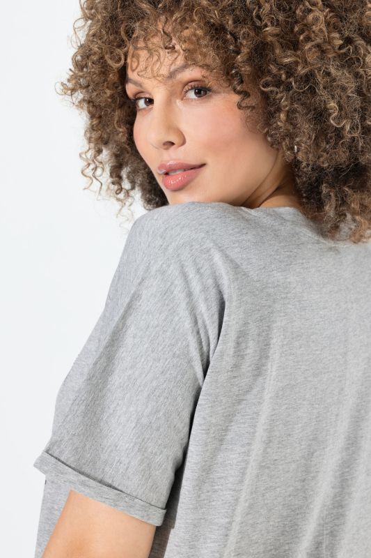 Тениска с графичен надпис