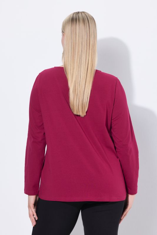 Блуза с графични акценти