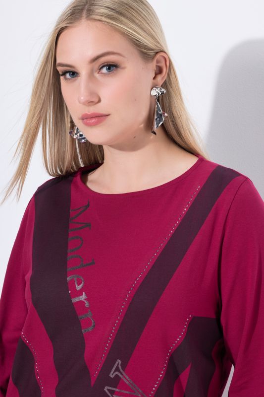 Блуза с графични акценти