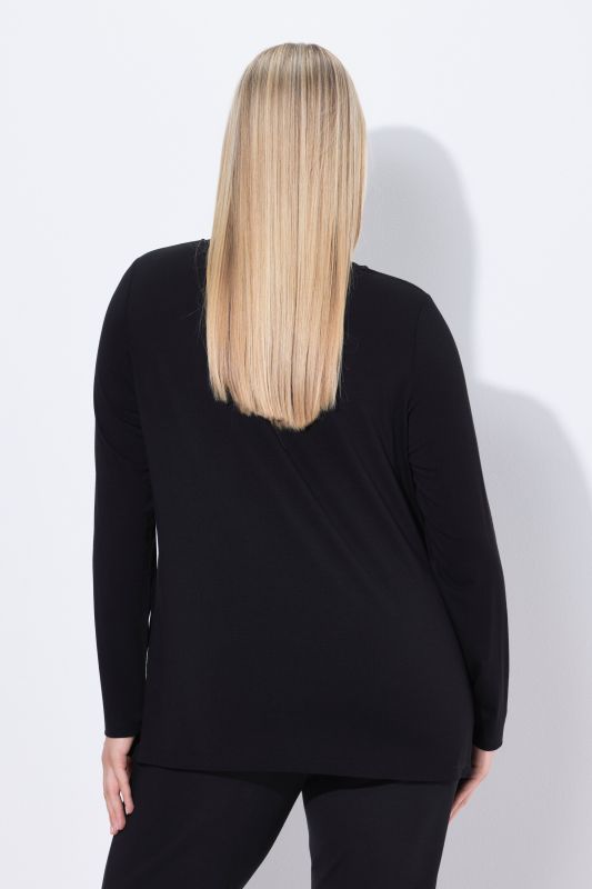 Блуза с надписи и бляскави камъчета