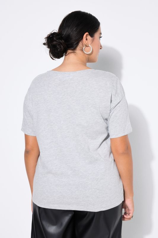 Тениска с метални бляскави акценти