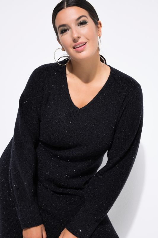 Рокля плетена с бляскав акцент